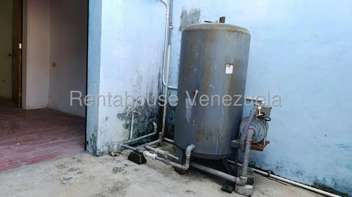 Local Comercial en Venta en Los Olivos Nuevos, Aragua - 23