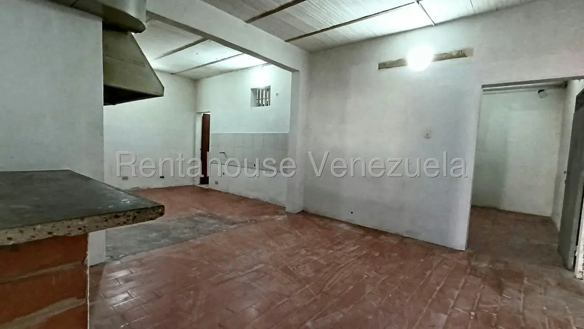 Local Comercial en Venta en Los Olivos Nuevos, Aragua - 28