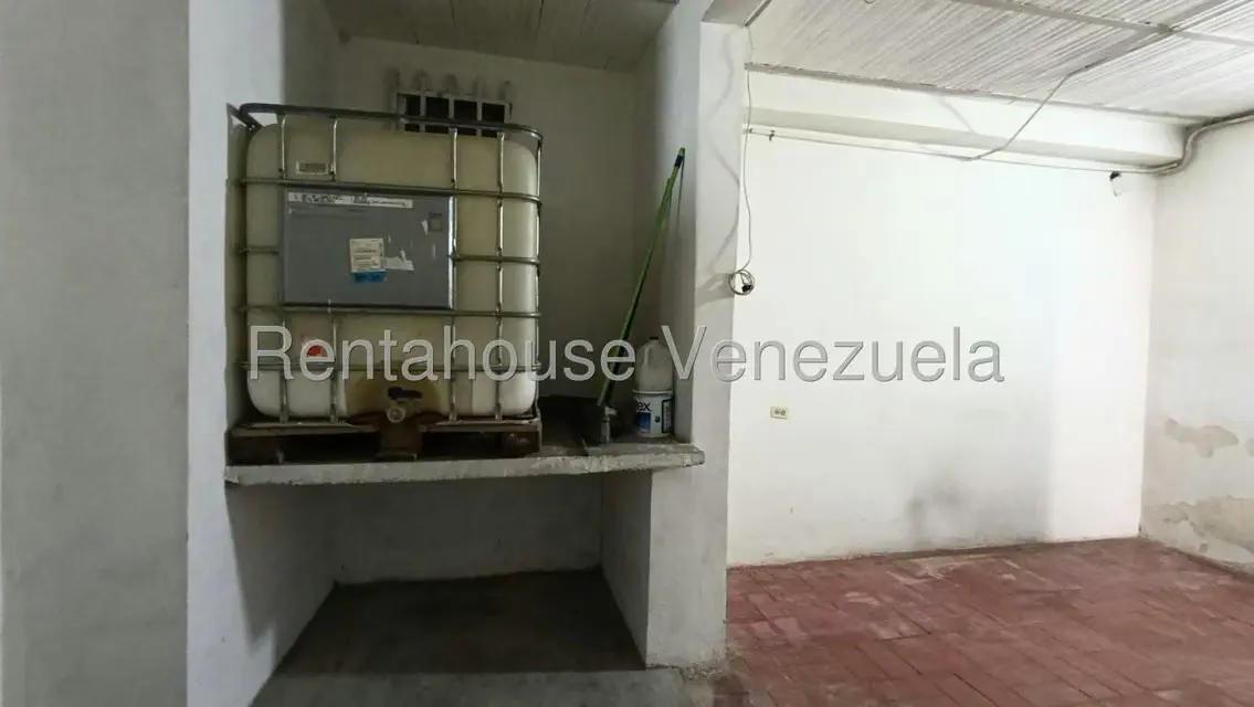 Local Comercial en Venta en Los Olivos Nuevos, Aragua - 34