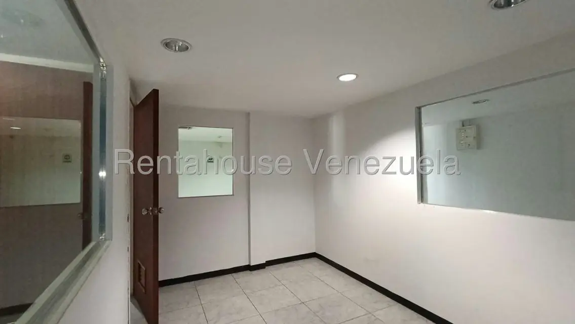 Local Comercial en Venta en Los Olivos Nuevos, Aragua - 81