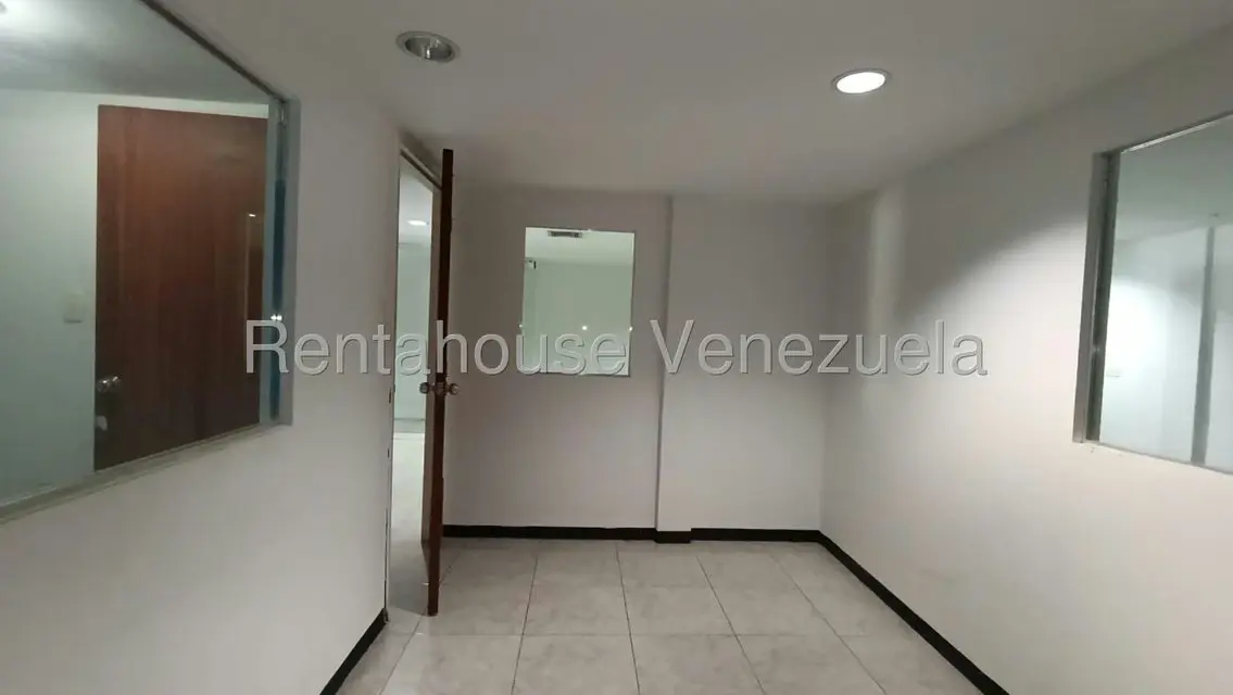 Local Comercial en Venta en Los Olivos Nuevos, Aragua - 82
