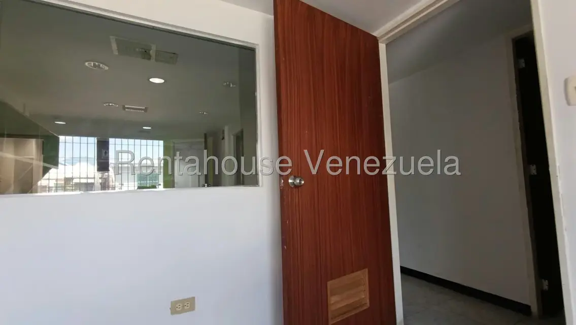 Local Comercial en Venta en Los Olivos Nuevos, Aragua - 91