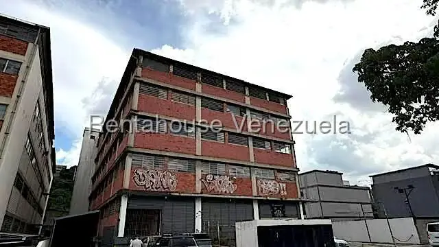Comercial (Galpon - Deposito) en Alquiler en Los Ruices Sur, Distrito Metropolitano