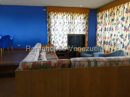 Apartamento (1 Nivel) en Venta en Los Canales de Rio Chico, Miranda - 2