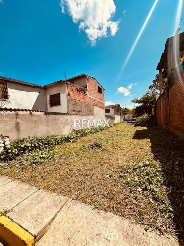TERRENO EN VENTA - URBANIZACION VILLAS DE EUROPA, TARIBA