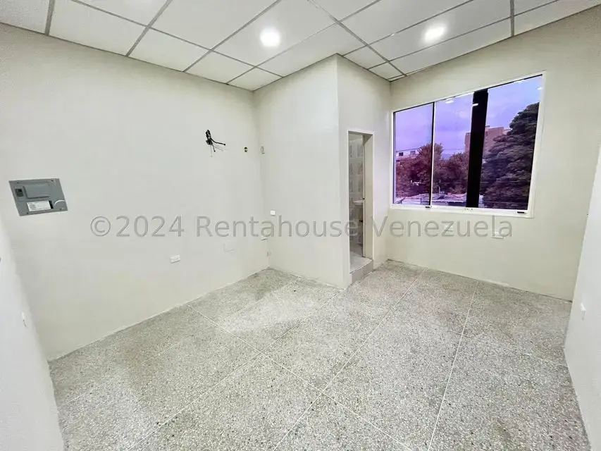 Comercial (Oficina) en Venta en Centro, Lara - 5