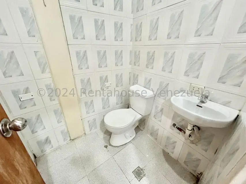Comercial (Oficina) en Venta en Centro, Lara - 7
