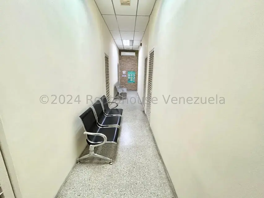 Comercial (Oficina) en Venta en Centro, Lara - 9