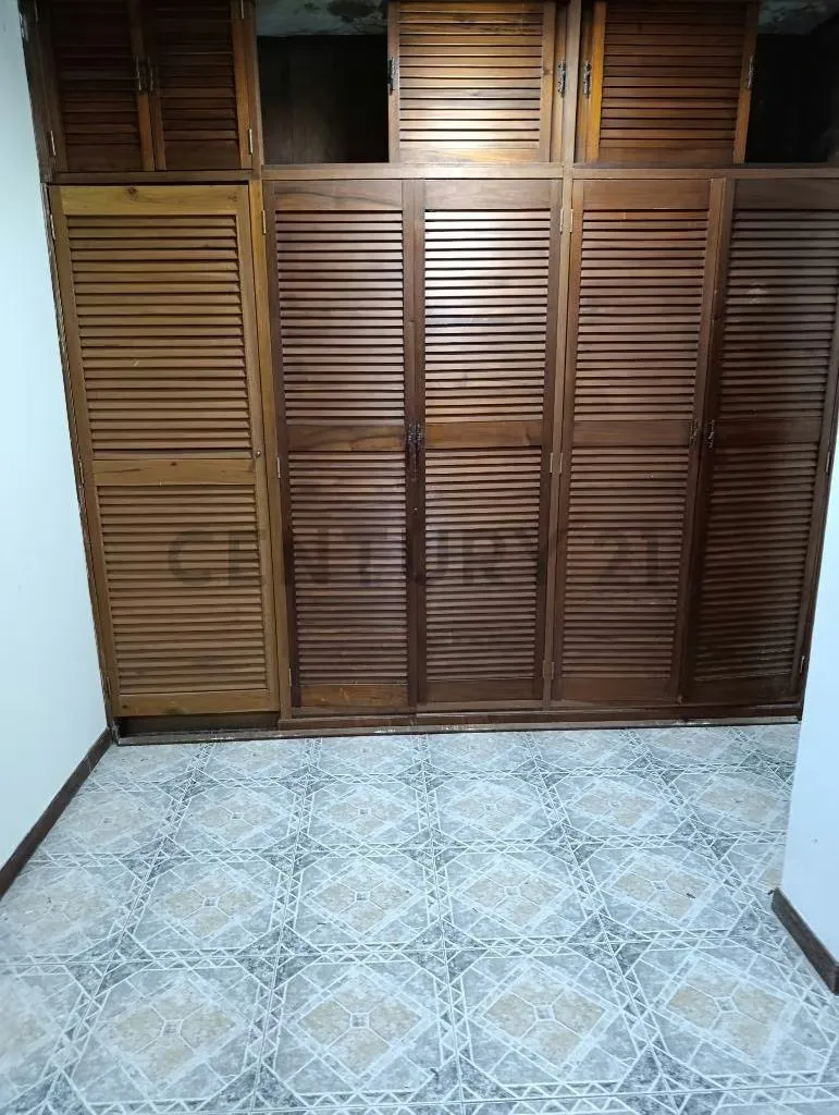 VENTA DE EXCLUSIVA QTA. MULTIFAMILIAR EN ALTA FLORIDA - 20