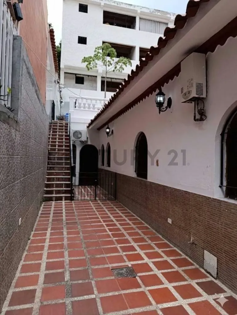 VENTA DE EXCLUSIVA QTA. MULTIFAMILIAR EN ALTA FLORIDA - 42
