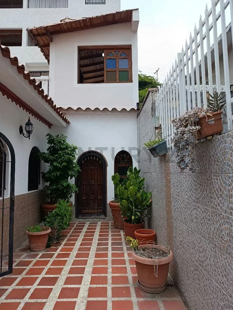 VENTA DE EXCLUSIVA QTA. MULTIFAMILIAR EN ALTA FLORIDA - 9