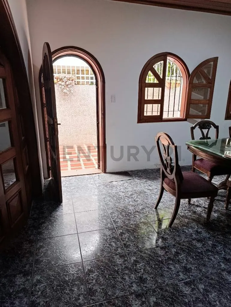 VENTA DE EXCLUSIVA QTA. MULTIFAMILIAR EN ALTA FLORIDA - 10