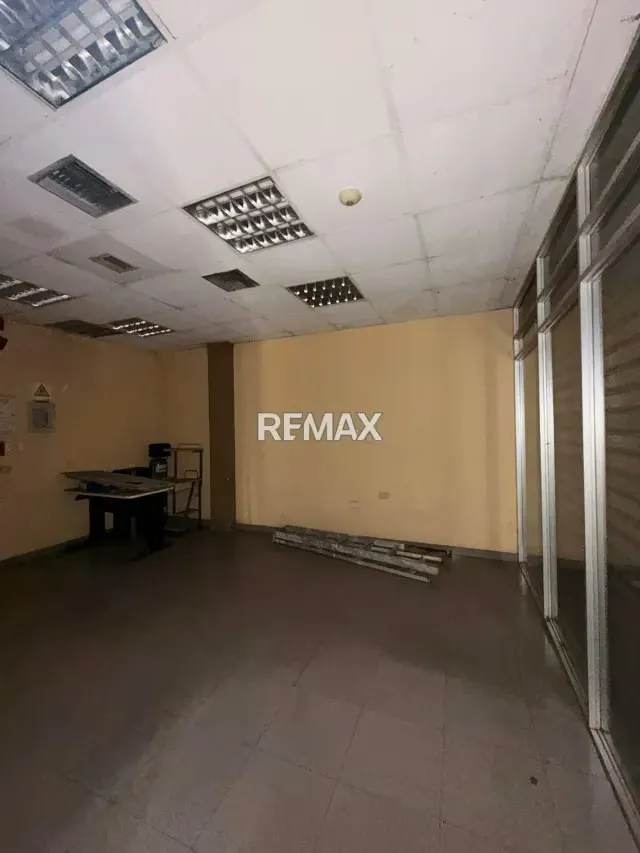 Local comercial en zona de alto tráfico, carrera 18 - 2