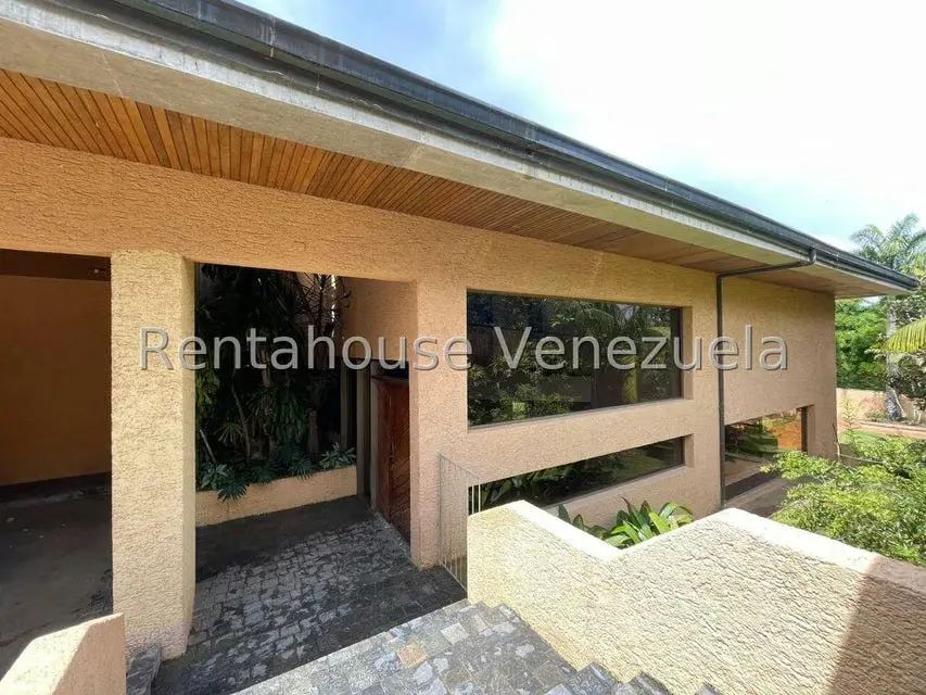 Casa (Multipes Niveles) en Venta en Oripoto, Distrito Metropolitano