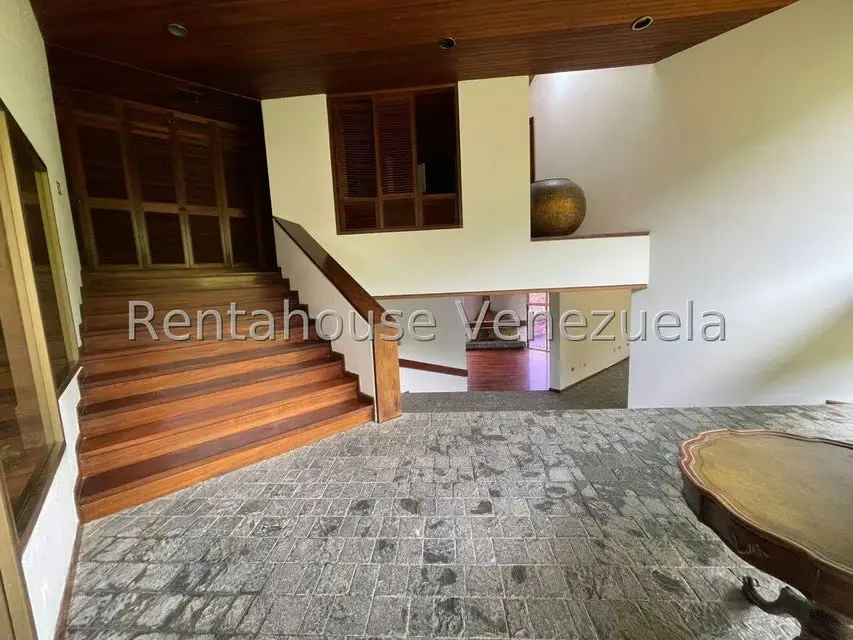 Casa (Multipes Niveles) en Venta en Oripoto, Distrito Metropolitano - 2