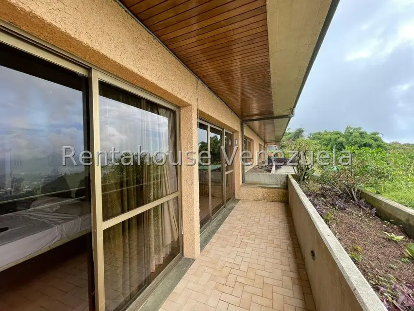 Casa (Multipes Niveles) en Venta en Oripoto, Distrito Metropolitano - 26