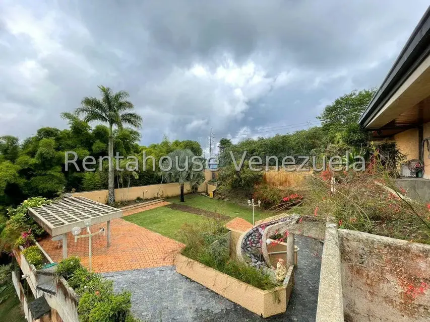 Casa (Multipes Niveles) en Venta en Oripoto, Distrito Metropolitano - 28