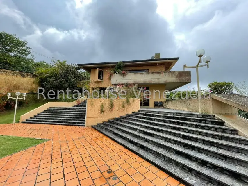 Casa (Multipes Niveles) en Venta en Oripoto, Distrito Metropolitano - 38
