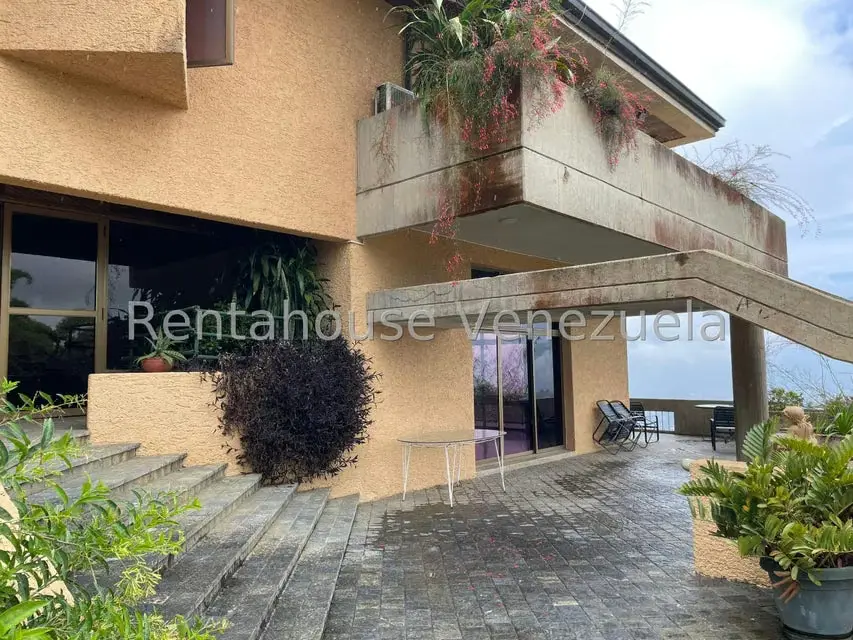 Casa (Multipes Niveles) en Venta en Oripoto, Distrito Metropolitano - 40