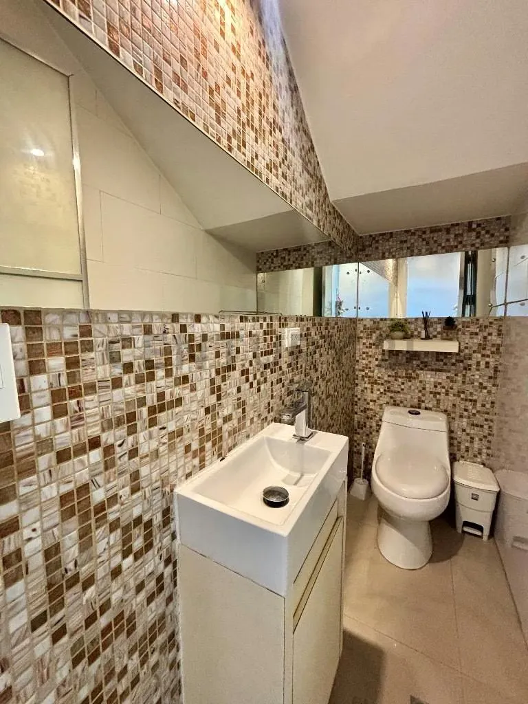 En venta hermoso Townhouse en Lake Village Lecheria - 10
