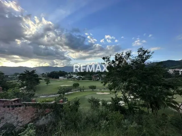 Terreno en venta en Altos de Guataparo - 6