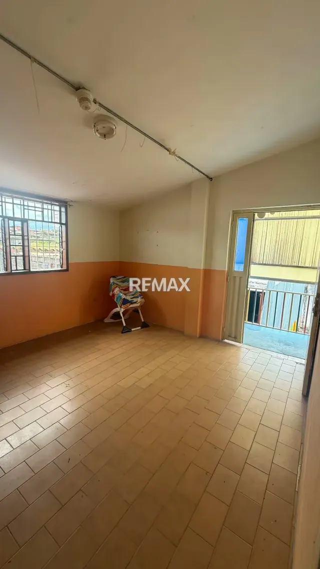 Casa para depósito - 13