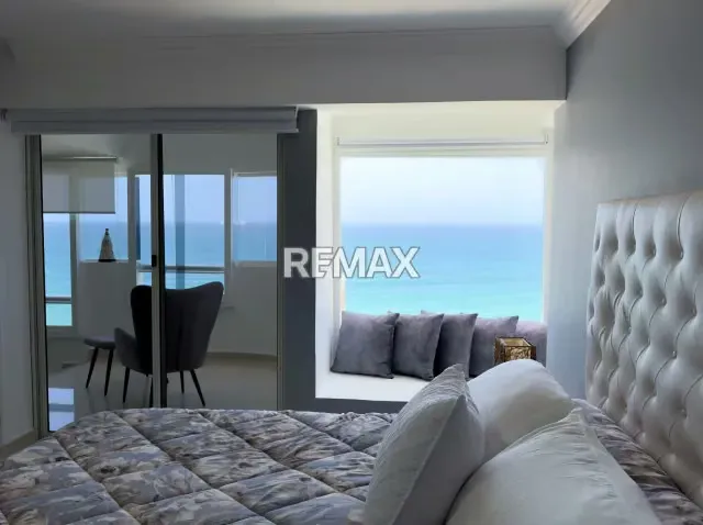 APARTAMENTO MODERNO EN EDIFICIO CARACOLA, RESIDENCIAS PLAYA MORENO, CON PISCINA - 9