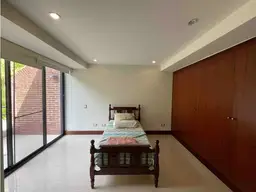 View 16