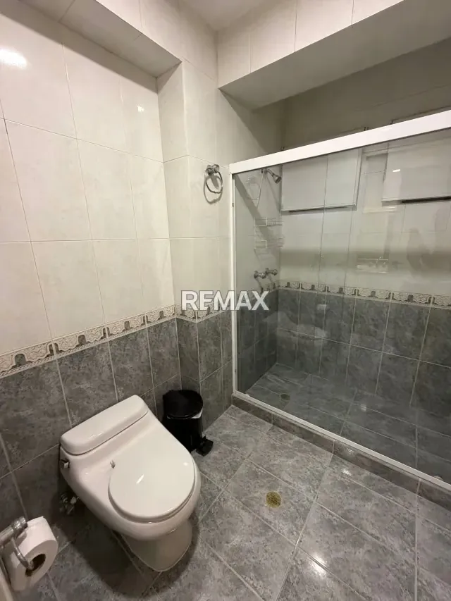 EXCLUSIVO A´PARTAMENTO EN URB. EL BOSQUE - 17