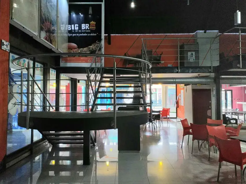Comercial (Local Comercial) en Alquiler en Centro, Falcon - 9