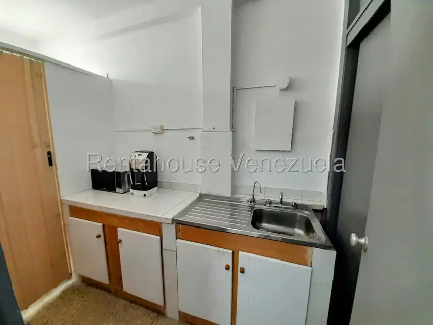Consultorio Medico en Alquiler en Centro, Lara - 16
