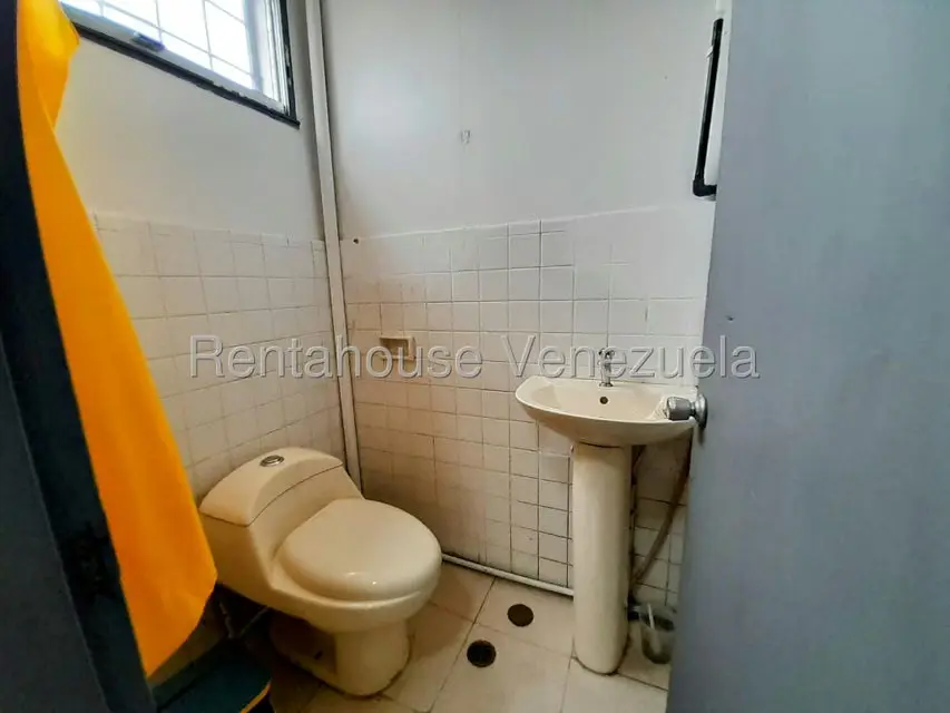 Consultorio Medico en Alquiler en Centro, Lara - 22