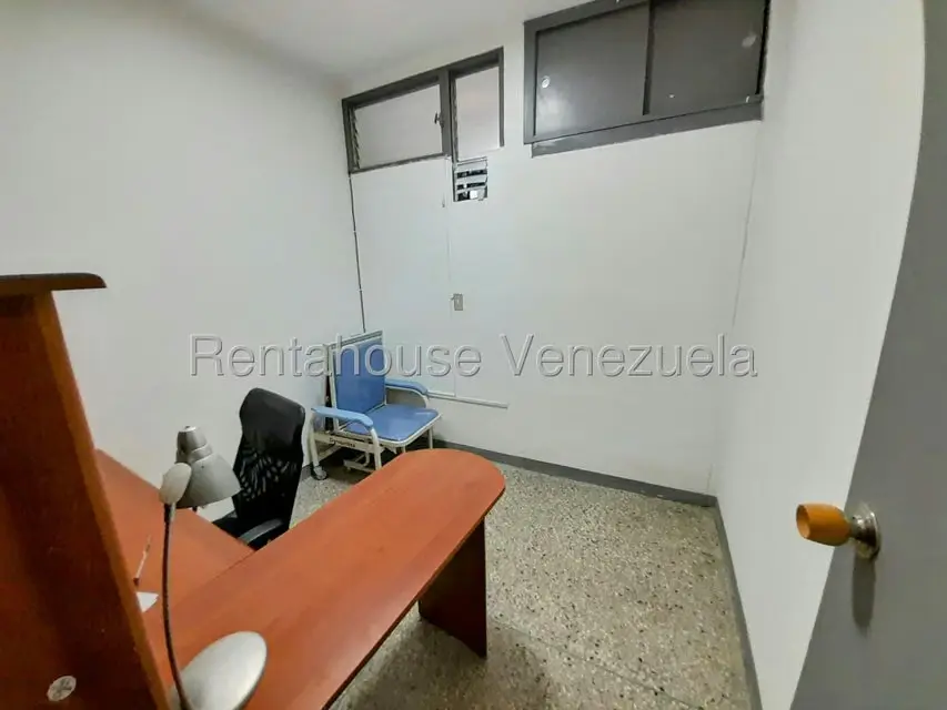 Consultorio Medico en Alquiler en Centro, Lara - 30