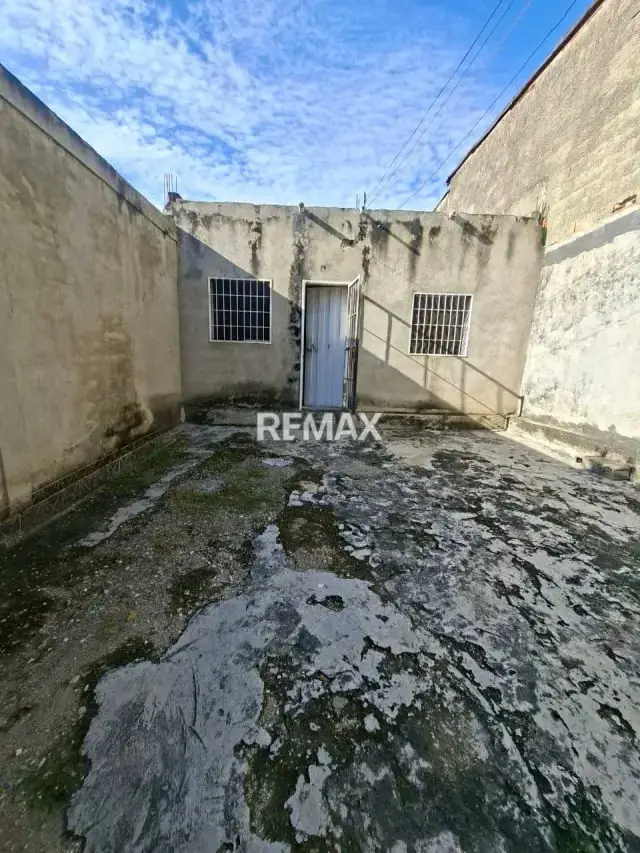 SE VENDE CASA DE OPORTUNIDAD