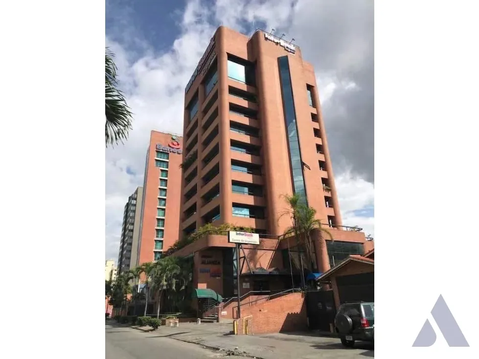 Vendo/alquilo oficina 300+200m2 El Rosal 7452
