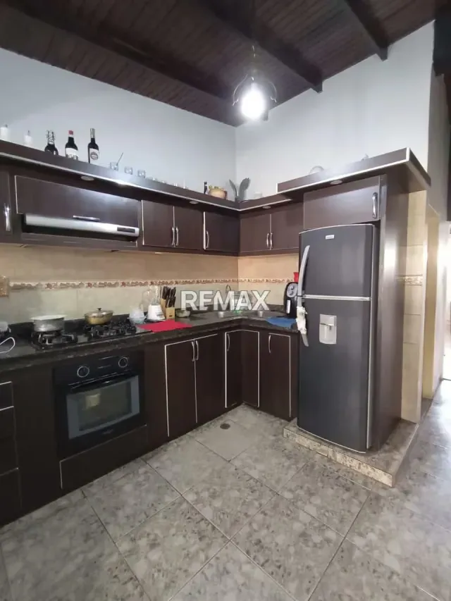 CASA EN VENTA URB. CIELO AZUL EL JUNCO - 5