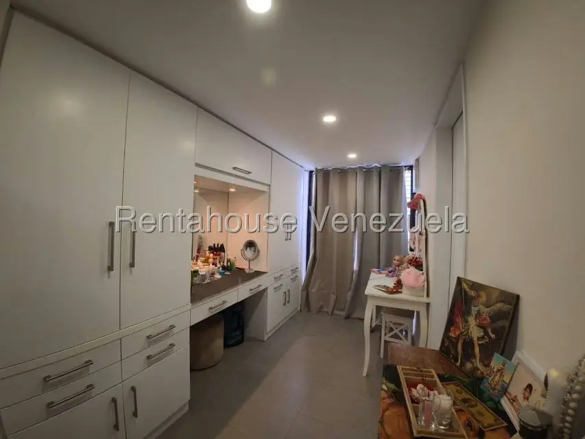 Casa (Duplex) en Venta en La Trinidad, Distrito Metropolitano - 47