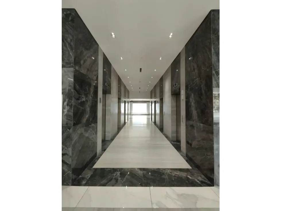 Vendo/alquilo oficina 438m2 Campo Alegre 6490 - 4