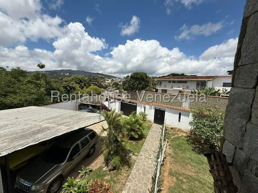 Casa (Multipes Niveles) en Venta en Cumbres de Curumo, Distrito Metropolitano - 12