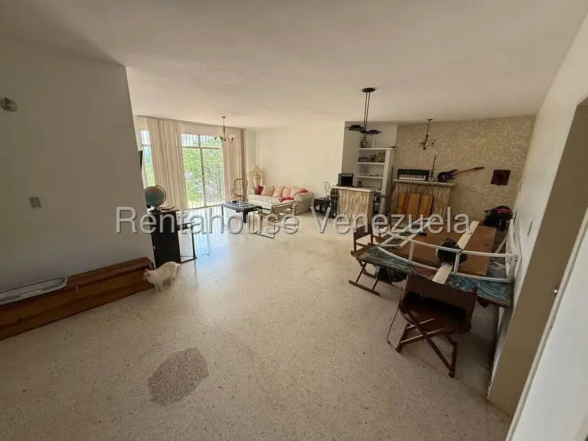 Casa (Multipes Niveles) en Venta en Cumbres de Curumo, Distrito Metropolitano - 4