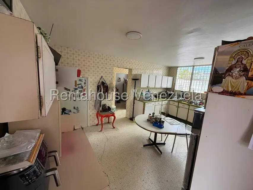 Casa (Multipes Niveles) en Venta en Cumbres de Curumo, Distrito Metropolitano - 6