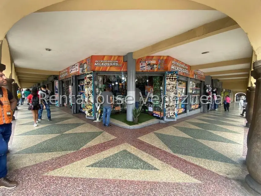 Comercio en Venta en Parroquia Catedral, Distrito Metropolitano - 18