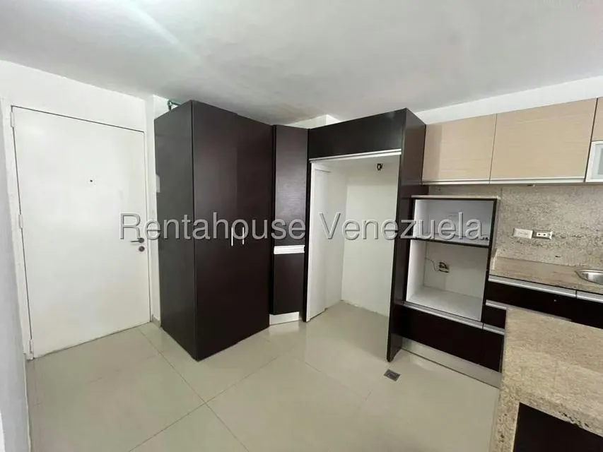 Apartamento (1 Nivel) en Venta en El Encantado, Distrito Metropolitano - 3