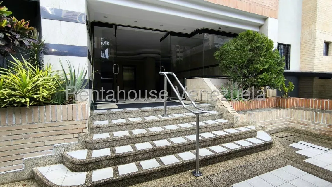 Apartamento (1 Nivel) en Venta en La Trigaleña, Carabobo - 2