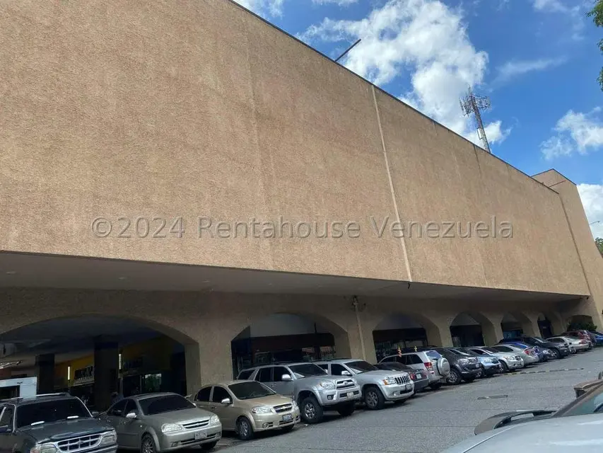 Local Comercial en Alquiler en Prados del Este, Distrito Metropolitano - 2