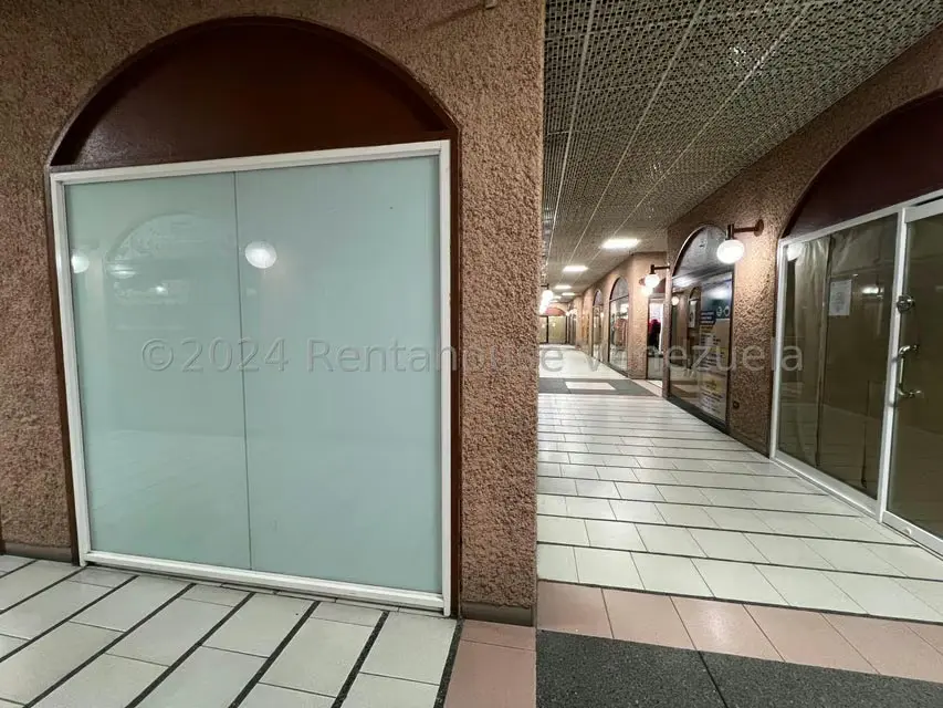 Local Comercial en Alquiler en Prados del Este, Distrito Metropolitano - 3