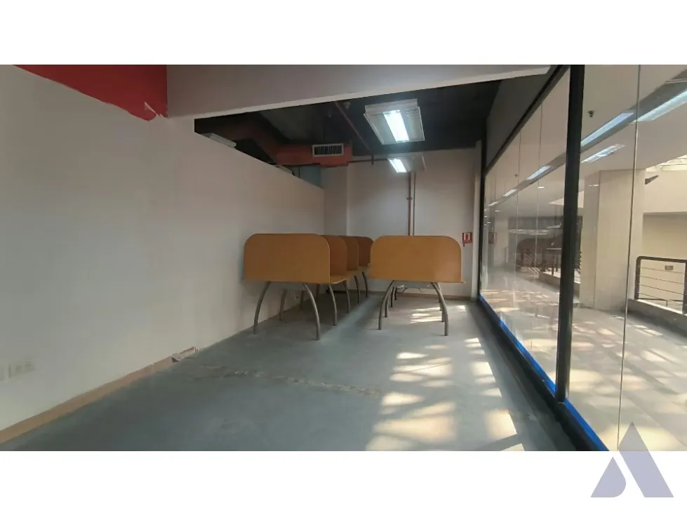 Alquilo local 125m2 Buenaventura Guatire - 3