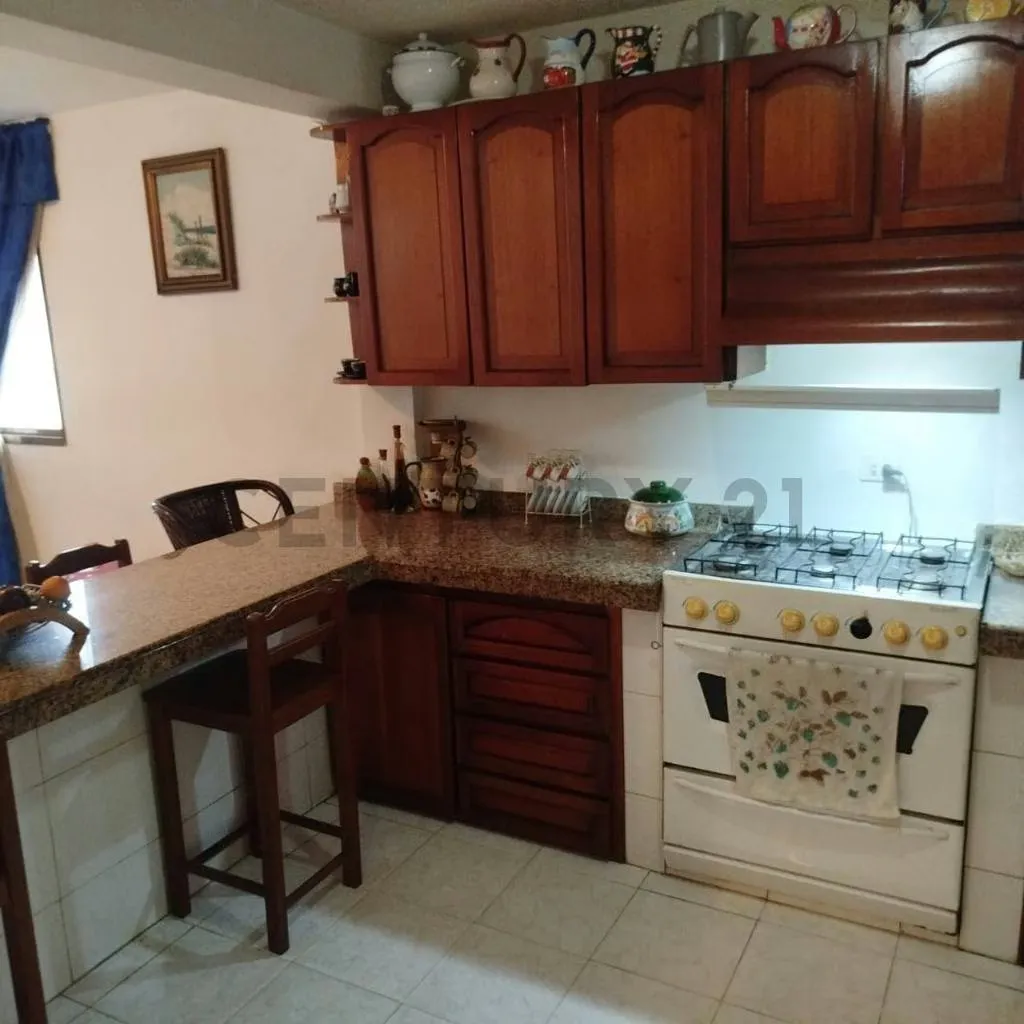 Casa duplex amplia, en los cerritos, municipio maneiro - 3