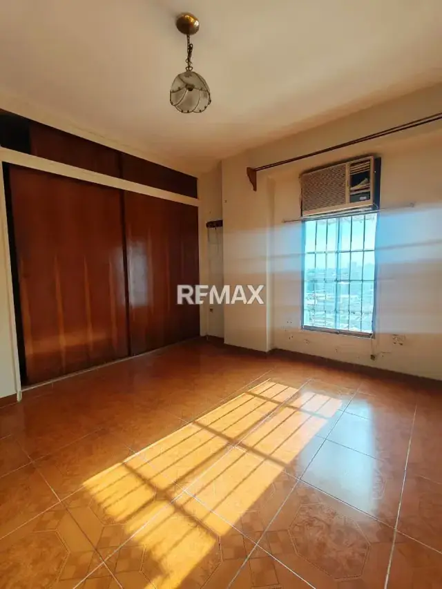 Apartamento en venta urb el centro.