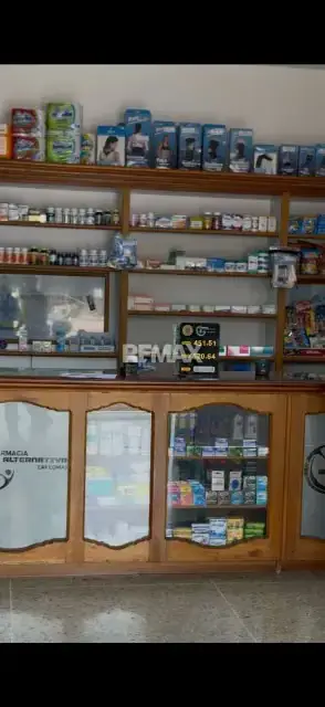 SE VENDE FONDO DE COMERCIO FARMACIA TU ALTERNATIVA